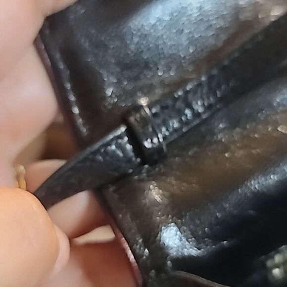 Bottega Veneta VTG Black Leather Top Flap Crossbody Bag in Good Condition - Picture 12 of 12